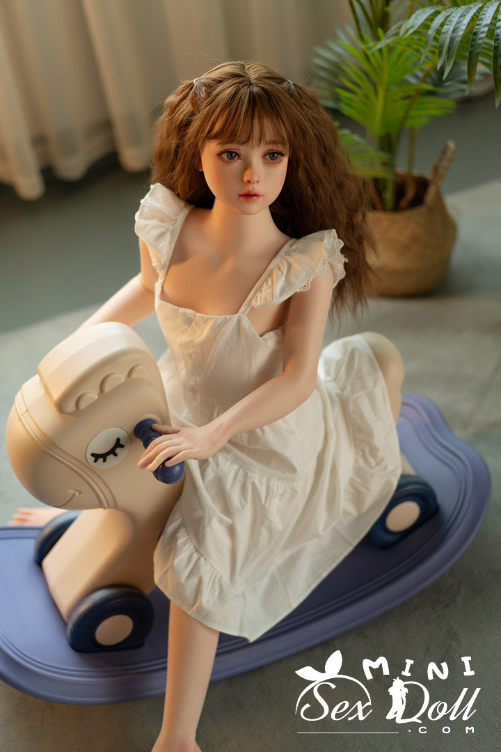 $800-$999 100cm(3ft3) Flat Chested Small Silicone Sex Doll-Hally 12