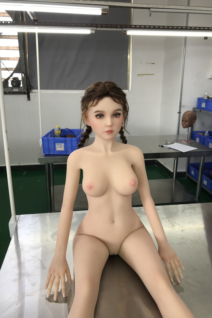 140cm(4ft5) Young Small Breast Most Real Sex Doll-Rachel (2)
